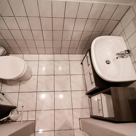 Δωμάτια σε οικογενειακή κατοικία Main Appartments Frankfurt Airport Κέλστερμπαχ