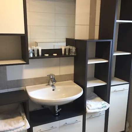 Main Appartments Frankfurt Airport كلسترباخ